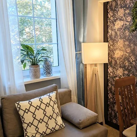 Old Ii With Parking Апартаменты