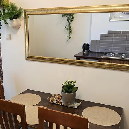 Old Ii With Parking Διαμέρισμα *