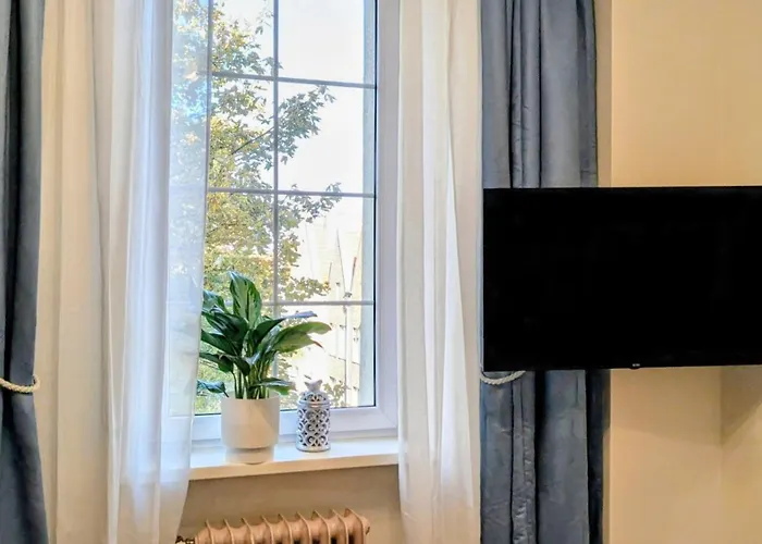 Old Ii With Parking Apartamento