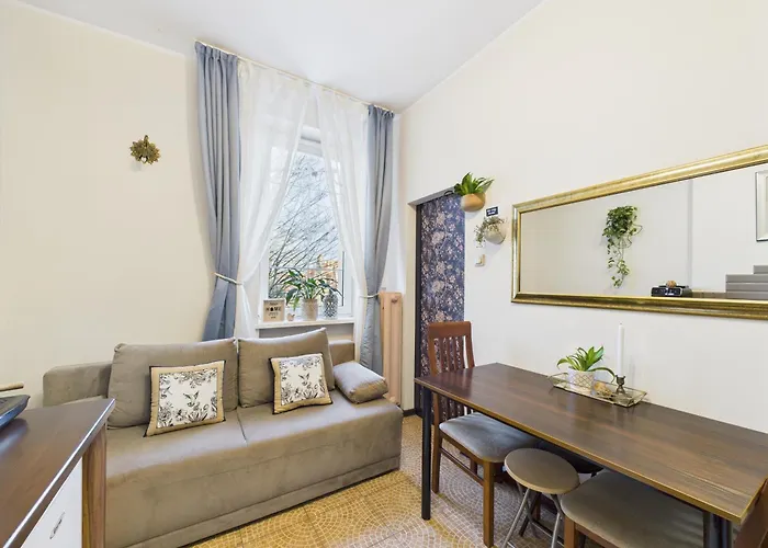 アパート Old Ii With Parking *