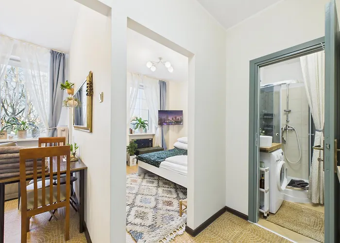 Old Ii With Parking *