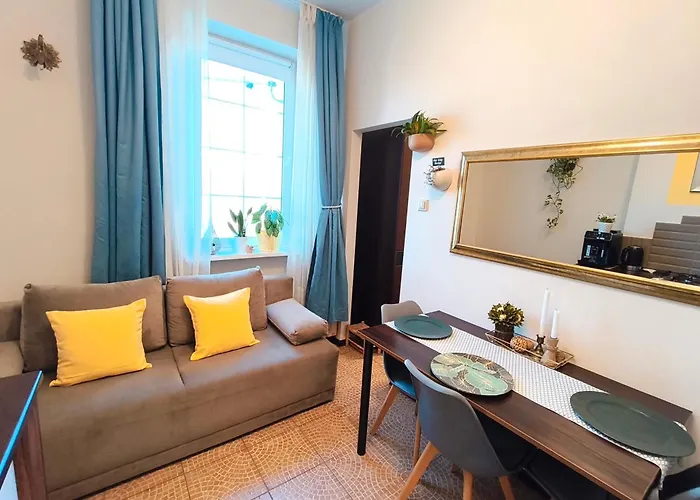 Old Ii With Parking 格但斯克